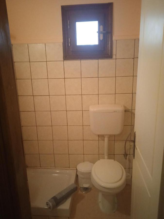 Thiamis Guesthouse Doliana Екстериор снимка